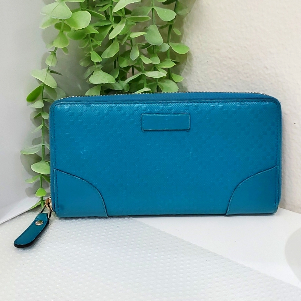 RARE Gucci Guccisima Teal Leather Zip around Long Wallet Blue Diamante💙
